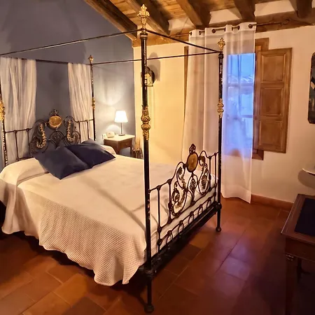 La Casona Del Molinero By Gaiarooms 3*