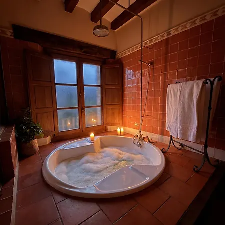 La Casona Del Molinero By Gaiarooms 3*